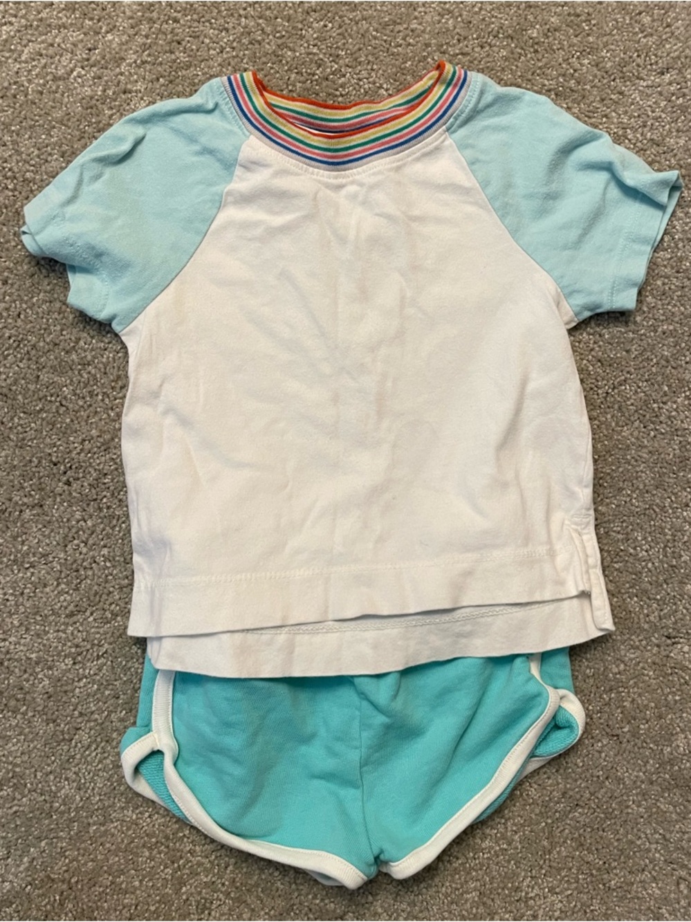 Hanna Andersson White & Light Blue Kids Two-Piece Set with Rainbow Collar 2T